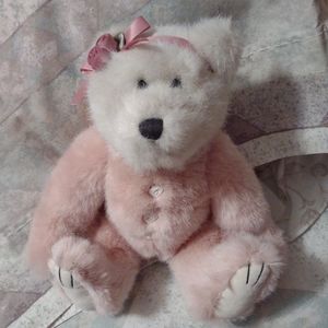 Boyds Bears Plush, Guinevere Pink & White Jointed archive collection W/ Tags